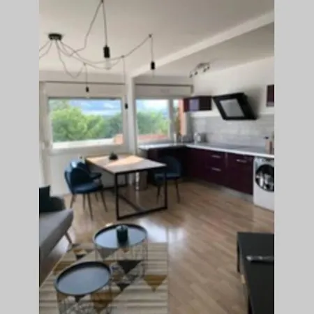 Spacieux Logement 3 Chambres Vue Degagee דירה ריימס
