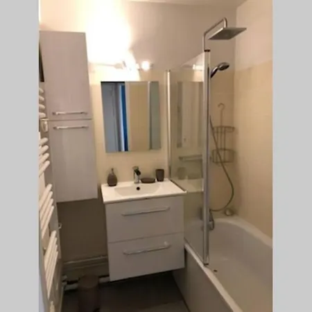 Spacieux Logement 3 Chambres Vue Degagee *